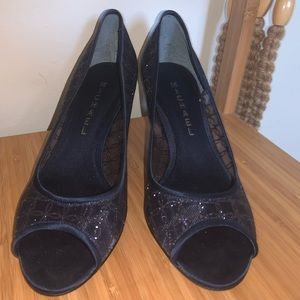 🚫SOLD🚫 Peep Toe Sparkly Navy Blue Kitten Heels